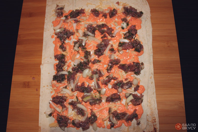 Рулет из лаваша с мясным фаршем - 11